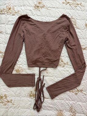 Lulu's Mauve-Brown Long Sleeve Cropped Top with Tie-Back